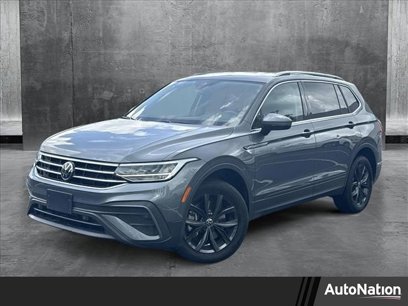 Used 2024 Volkswagen Tiguan SE