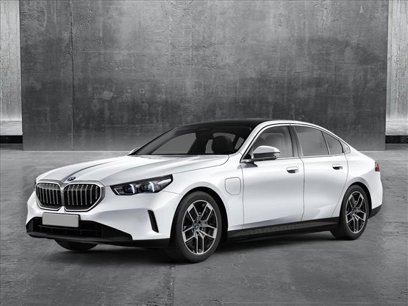 New 2026 BMW 550e xDrive w/ Premium Package