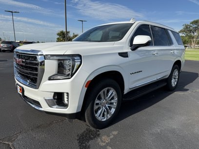 Used 2024 GMC Yukon SLT w/ SLT Luxury Package