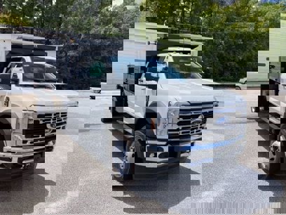 New 2024 Ford F550 4x4 Crew Cab Super Duty