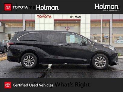 Certified 2021 Toyota Sienna XLE