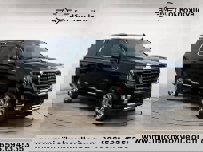 Used 2023 GMC Yukon XL SLT