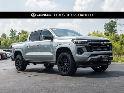 Used 2024 Chevrolet Colorado Z71 w/ Z71 Convenience Package 2
