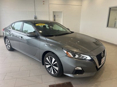 Used 2022 Nissan Altima 2.5 SV w/ SV Premium Package