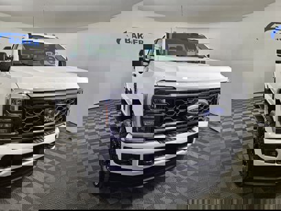 New 2025 Ford F350 4x4 SuperCab Super Duty