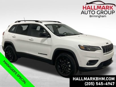 Used 2023 Jeep Cherokee Altitude Lux