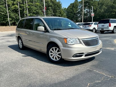 Used 2015 Chrysler Town & Country Touring w/ Driver Convenience Group