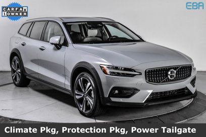 Used 2024 Volvo V60 B5 Cross Country Plus w/ Protection Package Premier