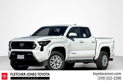 New 2025 Toyota Tacoma SR5