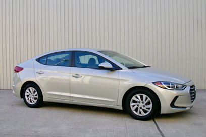 Used 2017 Hyundai Elantra SE