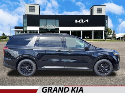 New 2025 Kia Carnival SX