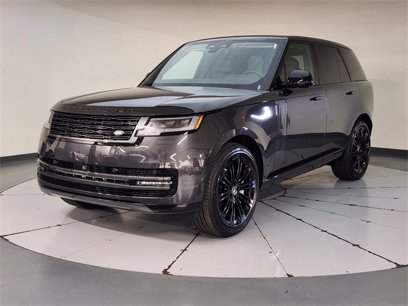 New 2025 Land Rover Range Rover SE