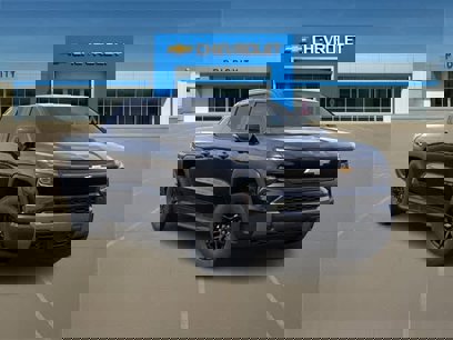 New 2025 Chevrolet Silverado EV LT