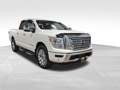 Used 2024 Nissan Titan SV w/ SV Convenience Package