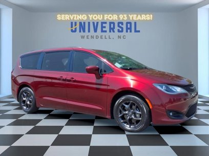 Used 2019 Chrysler Pacifica Touring-L w/ S Appearance Package