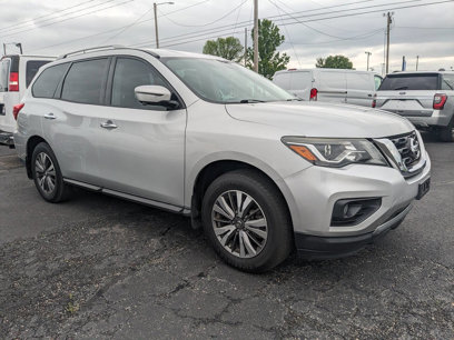 Used 2017 Nissan Pathfinder SL