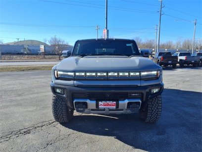 New 2024 GMC Hummer EV 2X w/ Extreme Off-Road Package