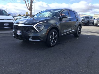 New 2025 Kia Sportage EX
