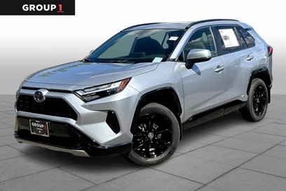 Used 2022 Toyota RAV4 SE