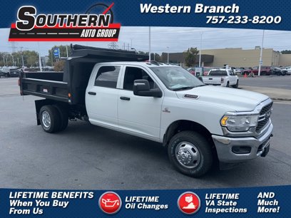 New 2024 RAM 3500 Tradesman w/ Chrome Appearance Group