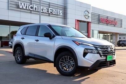 New 2025 Nissan Rogue S