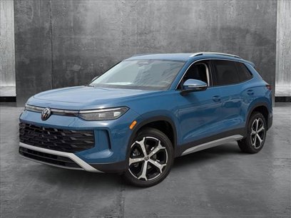 New 2025 Volkswagen Tiguan SE