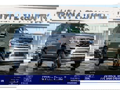 New 2024 Ford Expedition XLT