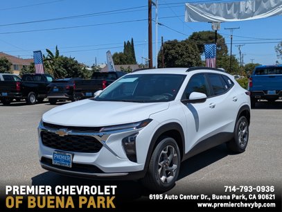 Used 2025 Chevrolet Trax LT w/ Driver Confidence Package