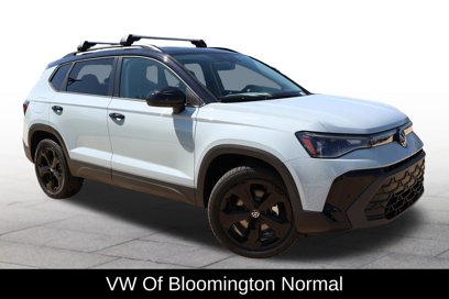 New 2025 Volkswagen Taos SE