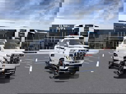 New 2025 GMC Yukon Denali w/ Sun & Power Step Package