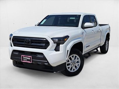 New 2025 Toyota Tacoma SR5