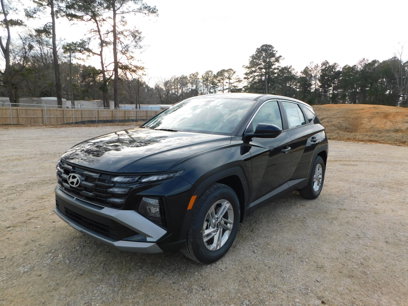 New 2025 Hyundai Tucson SE