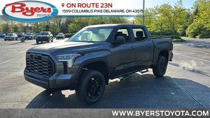 New 2025 Toyota Tundra Limited w/ TRD Off-Road Package