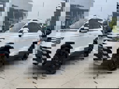 New 2025 Volkswagen Taos SE