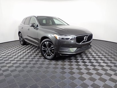 Used 2019 Volvo XC60 T6 Momentum w/ Multimedia Package
