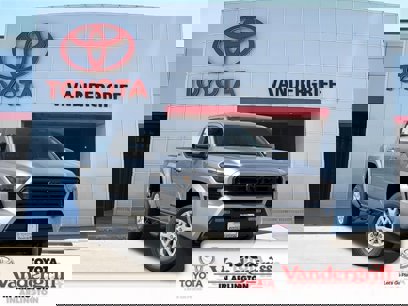 New 2025 Toyota Tacoma SR5