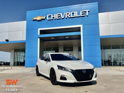 Used 2022 Nissan Altima 2.5 SR w/ Midnight Edition Package