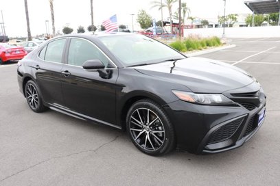Used 2024 Toyota Camry SE