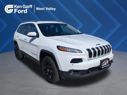Used 2017 Jeep Cherokee Latitude w/ Trailer Tow Group