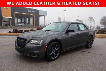 New 2023 Chrysler 300 Touring w/ Sport Appearance Package