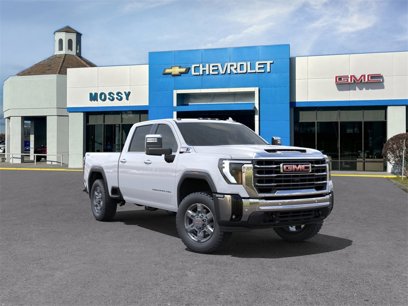 New 2025 GMC Sierra 3500 SLT