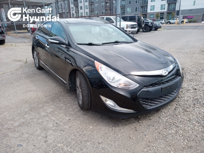 Used 2014 Hyundai Sonata Limited w/ Panoramic Sunroof Package 02