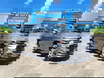 New 2025 Chevrolet Malibu LS