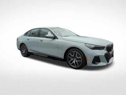 New 2024 BMW i5 eDrive40i w/ M Sport Package