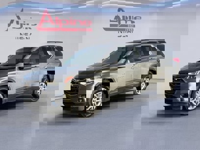 Used 2021 Chevrolet Traverse LT