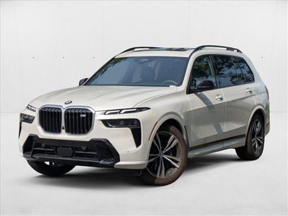 New 2025 BMW X7 M60i w/ Climate Comfort Package
