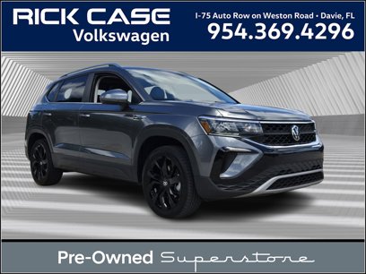 Certified 2023 Volkswagen Taos SE w/ Panoramic Sunroof Package