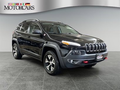Used 2018 Jeep Cherokee Trailhawk w/ Comfort/Convenience Group