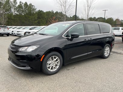 New 2025 Chrysler Voyager LX