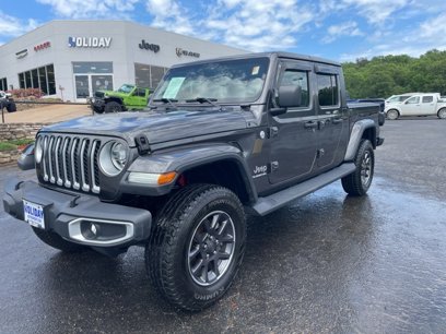 Used 2020 Jeep Gladiator Overland w/ Popular Equipment Package